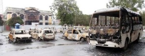 सिंहदरबार र आसपास क्षेत्रका सरकारी कार्यालयमा जलेका सवारीसाधनको यस्तो छ विवरण