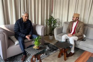 सञ्चारमन्त्री खरेल र कांग्रेस सभापति देउवाबिच भेटवार्ता