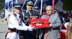 फागुन २१ को निर्वाचन सफल बनाउन प्रहरीको भूमिका निर्णायक: प्रधानमन्त्री कार्की