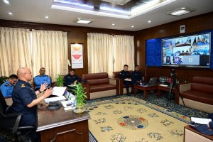 जुनसुकै अवस्थामा पनि उच्च मनोबलका साथ काम गर्न आईजीपी थापाको निर्देशन