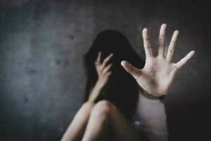 बलात्कार आरोपमा थापा पक्राउ
