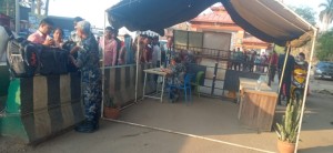 जमुनहा नाकाबाट आउजाउ गर्दा अनिवार्य परिचयपत्र  लागू