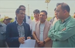 कपिलवस्तुमा जनताका गुनासो सुन्दै गगन थापा