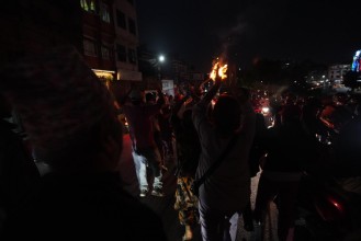 सोमबार काठमाडौं उपत्यका बन्द गर्ने राजावादी समूहको घोषणा