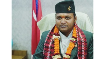 श्रममन्त्री दीपककुमार साह पदमुक्त