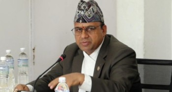 सरकारी कर्मचारीहरूमा समर्पित भएर काम गर्ने भावनाको कमी देखिएको छ: मन्त्री पाण्डे