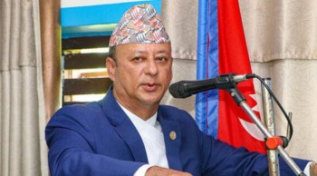 निजी क्षेत्रहरु डराउनुपर्ने र आत्तिनुपर्ने कुनै अवस्था छैन्: मन्त्री खड्का