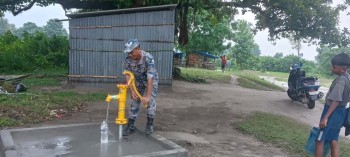 आमाको स्मृतिमा सीमावर्ती क्षेत्रमा धारा, पर्यटकदेखि सुरक्षाकर्मीसम्मलाई खानेपानीको सुविधा