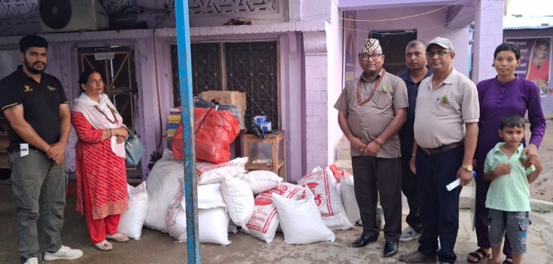 मानवीय सेवा:डुडुवा गाउँपालिकाद्वारा दुई सेवा आश्रमलाई सहयोग