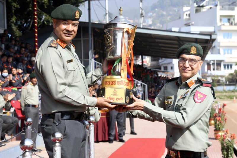 सशस्त्र प्रहरी महानिरीक्षक कप–२०८२’ को रनिङ्ग ट्रफि प्रशिक्षण प्रतिष्ठान मातातिर्थलाई