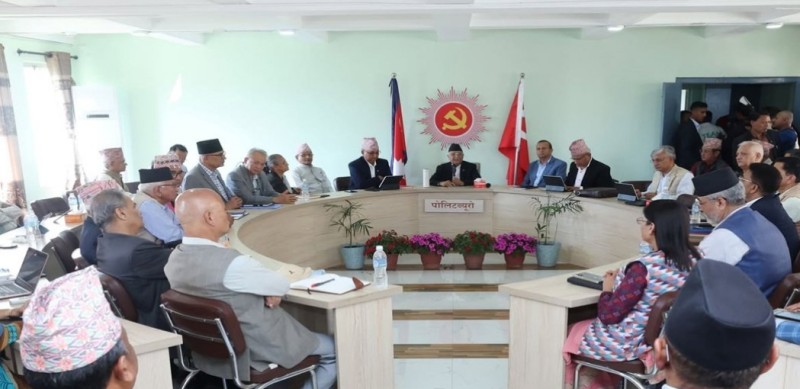 नेकपा एमालेमा ७० वर्षे उमेर हद र २ कार्यकाल हटाउने प्रस्ताव पारित