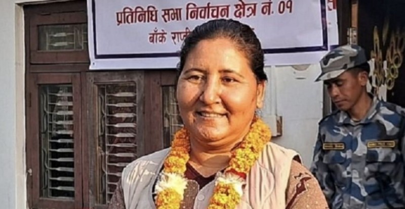 नेकपाकी केन्द्रीय सदस्य 'नमुना' पार्टीबाट निष्कासित