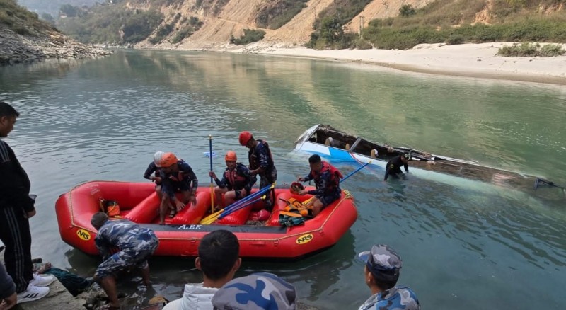 तामाकोशी बस दुर्घटनामा हालसम्म ९ जनाको मृत्यु