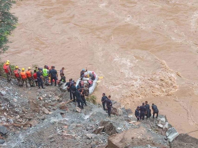गैंडाकोटमा फेला परेको अर्को शव वीरगञ्जबाट काठमाडौं जाँदै गरेको यात्रु रहेको पुष्टि, योसंगै ३ जनाको पहिचान
