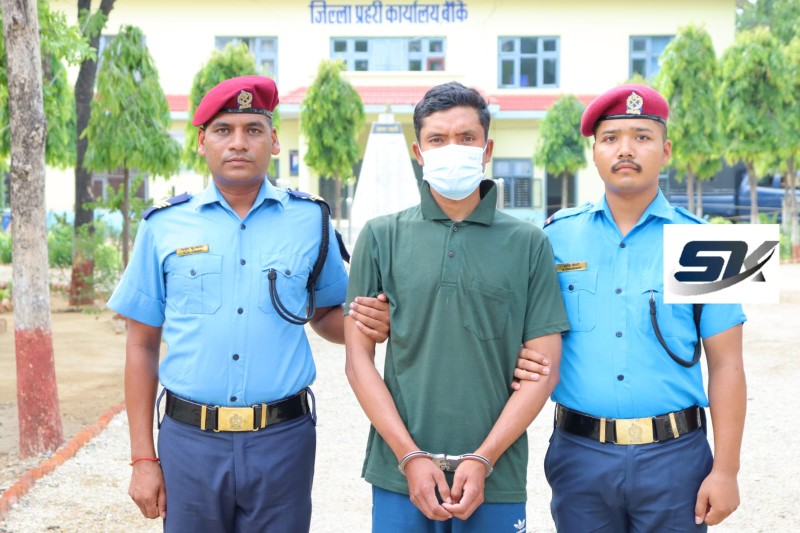 महिलाको घाँटी रेटेर हत्या गरि फरार भएका शैलेन्द्र बाँकेको सीमा नाकाबाट पक्राउ