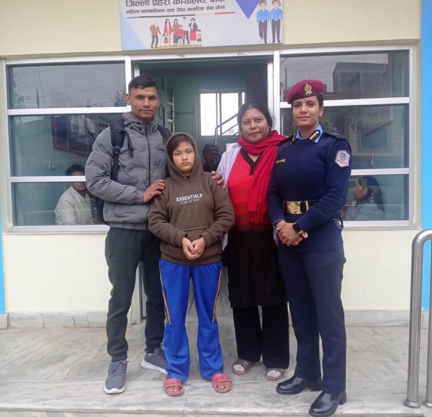 नेपालगन्जमा फेला परेकी बालिकालाई प्रहरीले लगायो आफन्तको जिम्मा