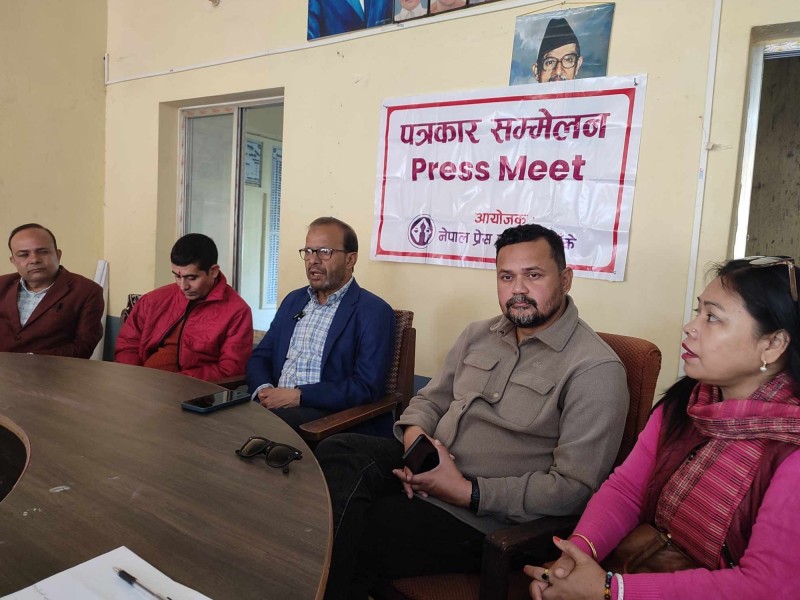 कांग्रेसको आधार नहल्लिएको डा.रिजालको दाबी